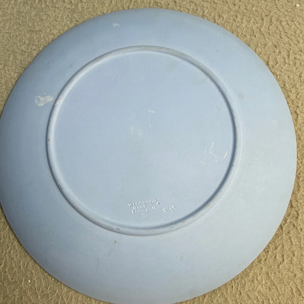 Wedgwood Jasperware Christmas Plates 1970 Trafalgar Square 1972 St Pauls Blue